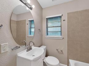 1441  Hawley Lane , Dallas Texas 75217