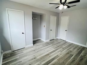 849  Russell Lane , Bedford Texas 76022