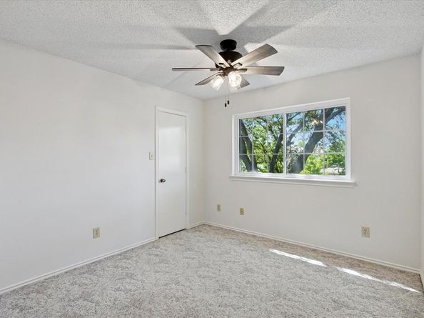 593  Julia Court , Lewisville Texas 75067