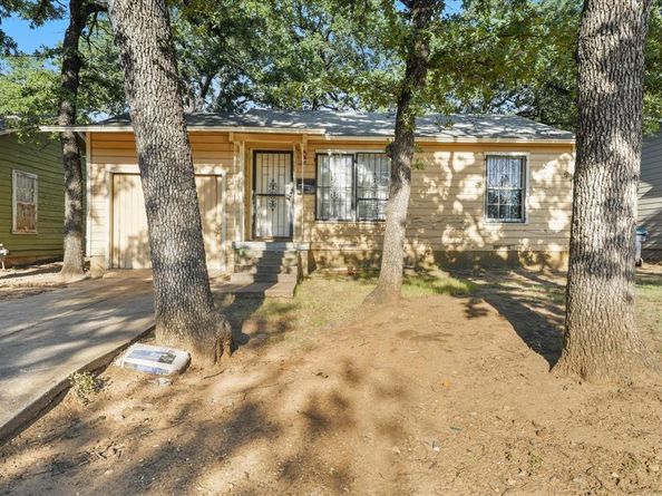3313  Rufus Street , Fort Worth Texas 76119