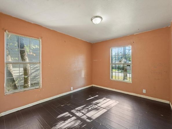 3313  Rufus Street , Fort Worth Texas 76119