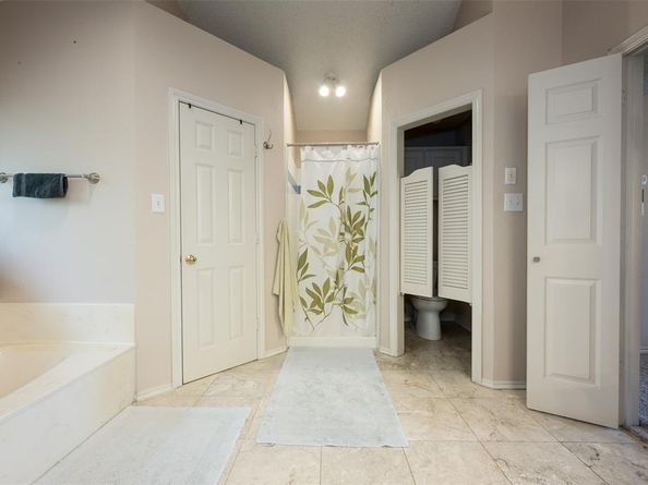426  Moran Drive , Highland Village Texas 75077