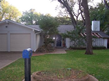 2822  Olympia Drive 
