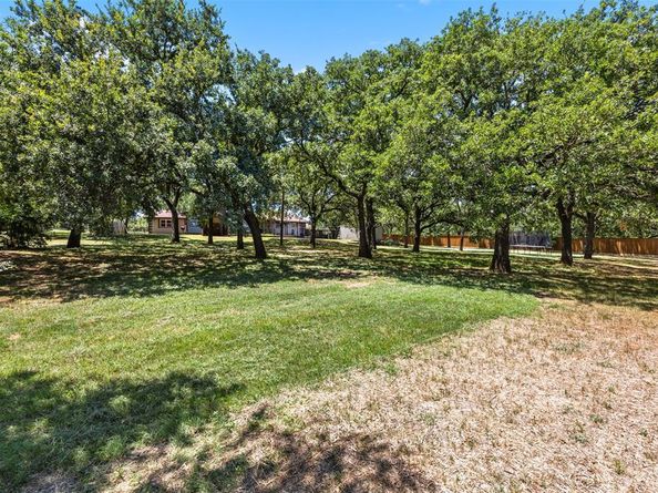3315  Curry Road , Arlington Texas 76001