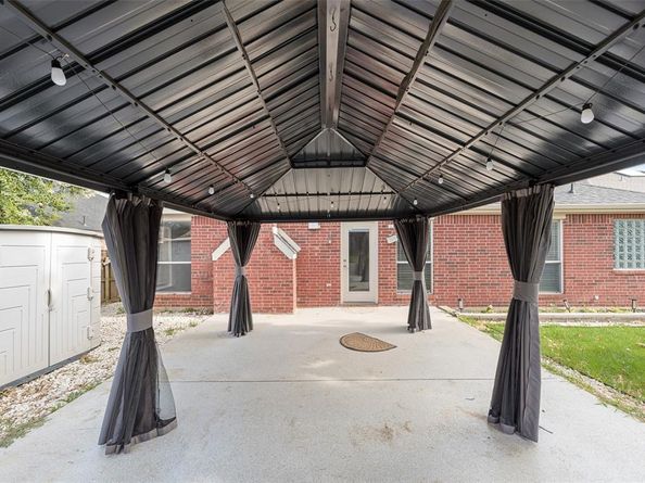 1647  Ash Lane , Corinth Texas 76210