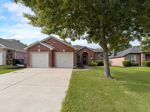 1647  Ash Lane , Corinth Texas 76210