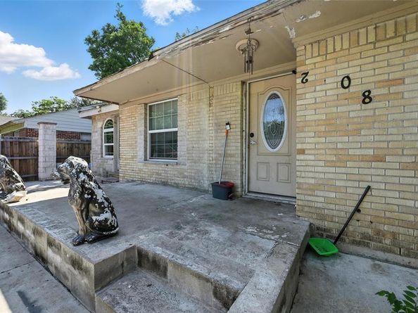 2808  Anzio Drive , Dallas Texas 75224