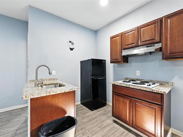 2808  Anzio Drive , Dallas Texas 75224