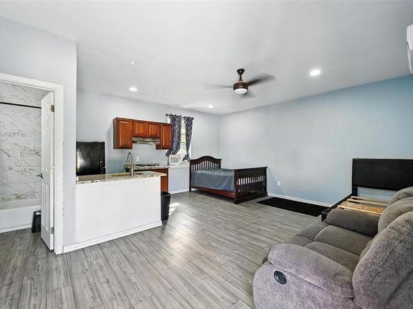 2808  Anzio Drive , Dallas Texas 75224