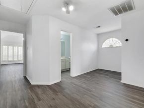 1372  Mae  , Carrollton Texas 75007