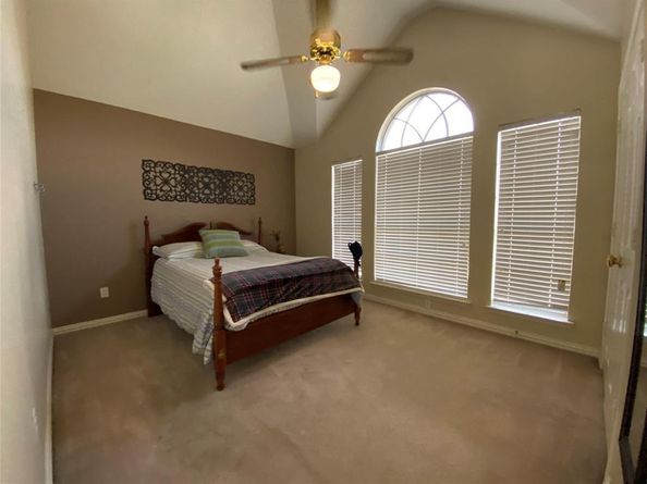 2413  Katherine Drive , Rowlett Texas 75089