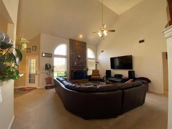 2413  Katherine Drive , Rowlett Texas 75089