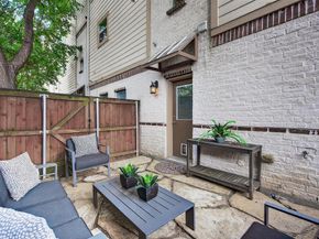 4830  Cedar Springs Road  27, Dallas Texas 75219