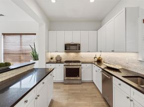 4830  Cedar Springs Road  27, Dallas Texas 75219