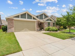 1813  Drover Creek Road , Aubrey Texas 76227