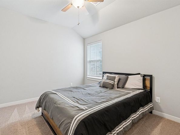 1813  Drover Creek Road , Aubrey Texas 76227