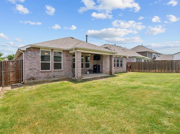 1813  Drover Creek Road , Aubrey Texas 76227