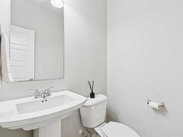 1813  Drover Creek Road , Aubrey Texas 76227