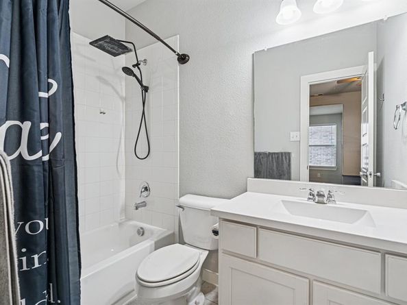 1813  Drover Creek Road , Aubrey Texas 76227