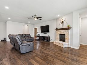 1813  Drover Creek Road , Aubrey Texas 76227