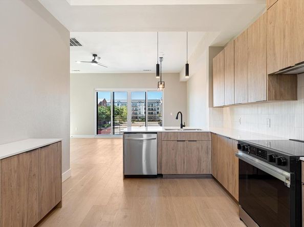4060  Spring Valley Road  403, Farmers Branch Texas 75244