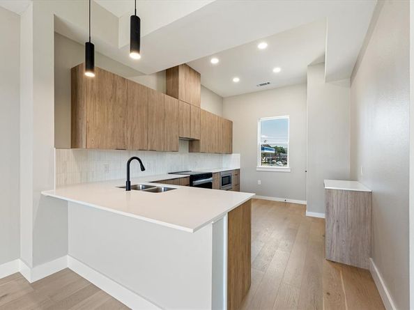 4060  Spring Valley Road  403, Farmers Branch Texas 75244