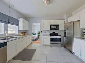 2700 S Jones Street , Fort Worth Texas 76104