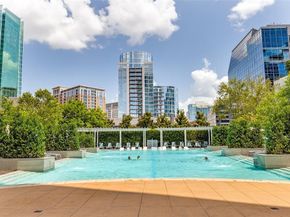2900  Mckinnon Street  1204, Dallas Texas 75201