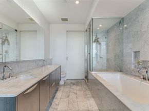 2900  Mckinnon Street  1204, Dallas Texas 75201