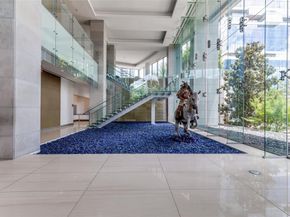 2900  Mckinnon Street  1204, Dallas Texas 75201