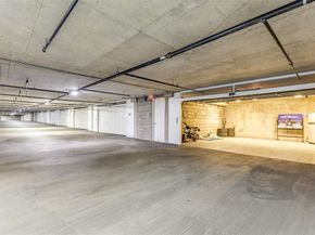 2900  Mckinnon Street  1204, Dallas Texas 75201