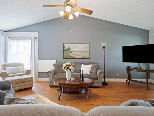 222  Elmwood Drive , Garland Texas 75043