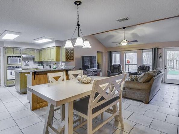 3008  Stone Bluff Court , Arlington Texas 76017