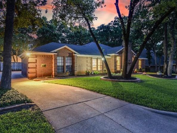 3008  Stone Bluff Court , Arlington Texas 76017