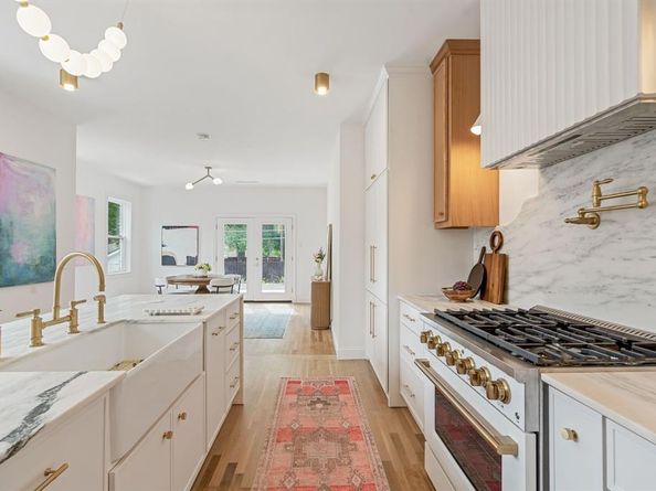 6926  Lindsley Avenue , Dallas Texas 75223