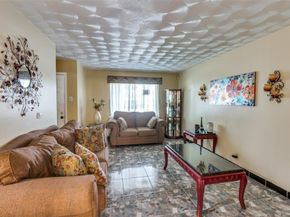 1811  Fairfax Lane , Carrollton Texas 75006