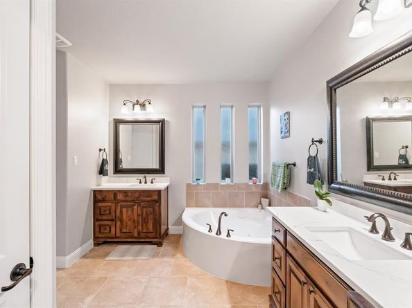 2812  Waverley Drive , Trophy Club Texas 76262