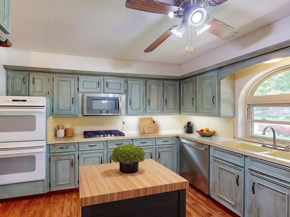 1308  Warwick Street , Garland Texas 75040