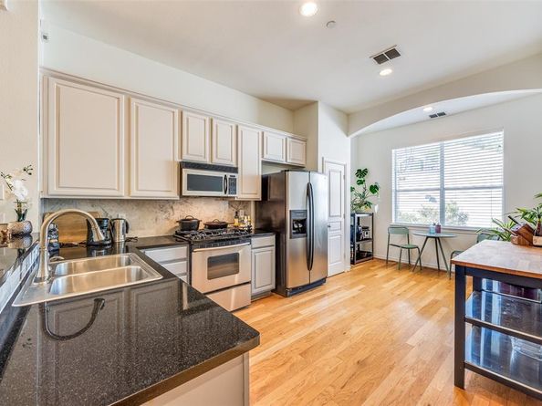 4315  Holland Avenue  19, Dallas Texas 75219