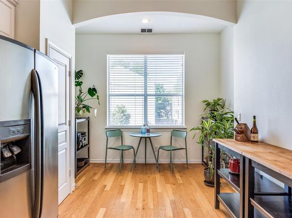 4315  Holland Avenue  19, Dallas Texas 75219