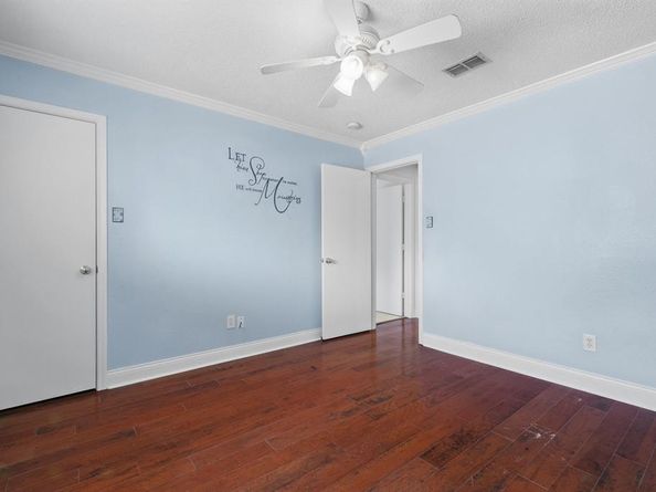 2103  Bolivar Drive , Arlington Texas 76002