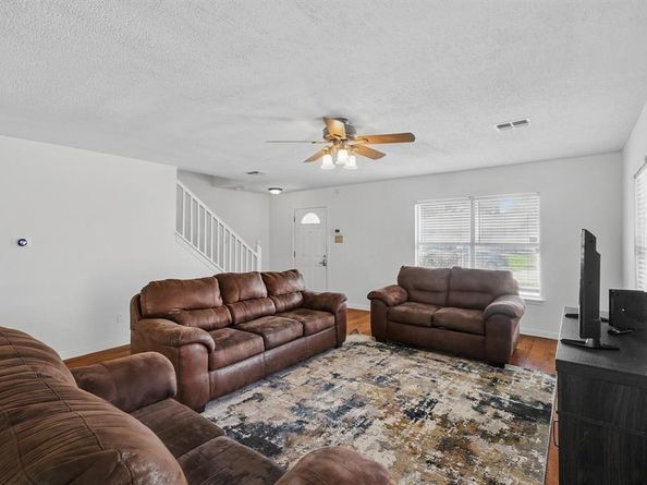 2103  Bolivar Drive , Arlington Texas 76002