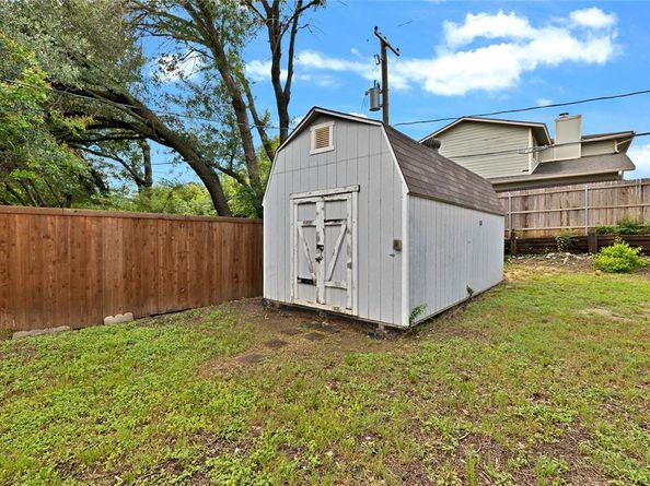 2308  Foxcroft Lane , Arlington Texas 76014
