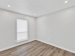 2308  Foxcroft Lane , Arlington Texas 76014