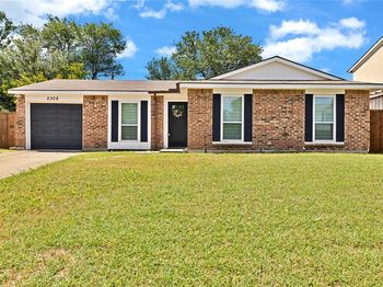 2308  Foxcroft Lane 