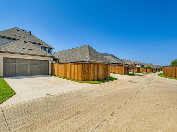 8616  Haverhill Drive , The Colony Texas 75056