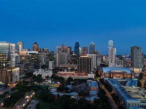 2935  Magnolia Hill Court , Dallas Texas 75201