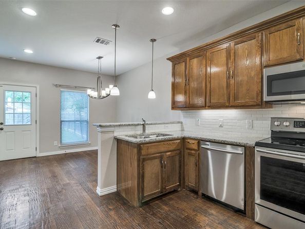 6715  Ports O Call Drive , Rowlett Texas 75088