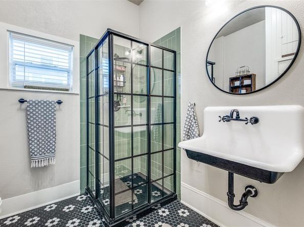705 S Glasgow Drive , Dallas Texas 75223