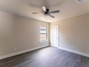 2929  Angle Avenue , Fort Worth Texas 76106